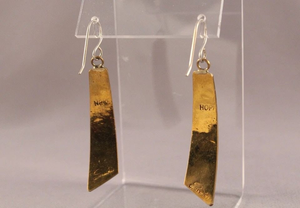 HOPI COPPER EARRINGS BEAR CLAW ..SIGNED QUMAWUNU (1 of 2)