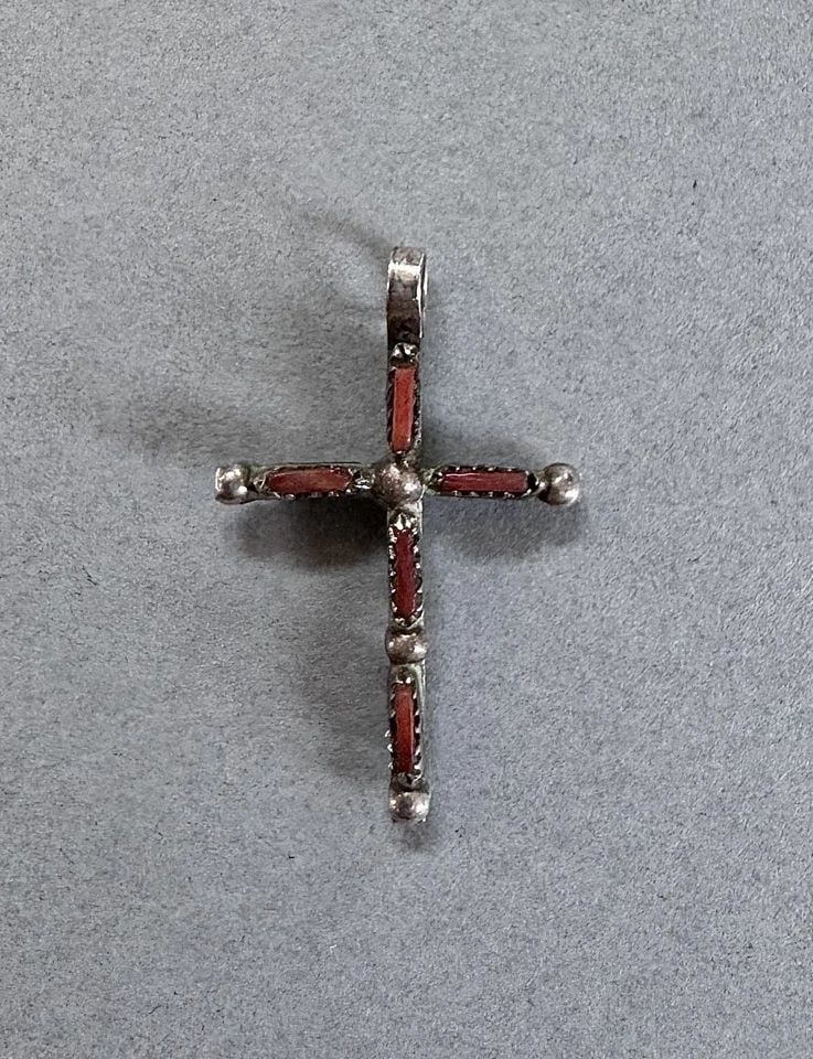 SMALL VINTAGE ZUNI STERLING SILVER TURQUOISE AND CORAL CROSS 1" X 5/8 ": 1 " x 5/8 " 1 Gram Throughout the 40 years that I have been in business, I have purchased jewelry from pawn shops throughout the Southwest that had collections of dead pawn. Most of these pawn shops a