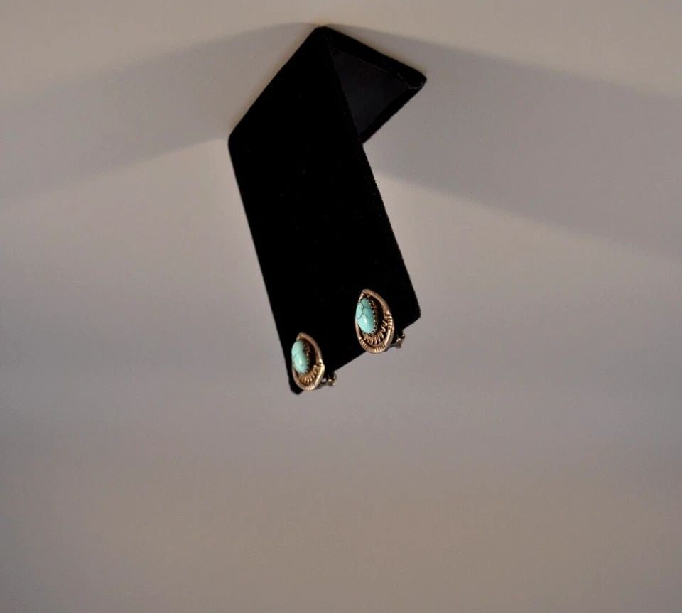 OLD PAWN STERLING SILVER EARRINGS - TURQUOISE SNAP ON CLAMPS: Weight 6.71 Grams 3/4" Tall Throughout the 40 years that I have been in business, I have purchased jewelry from pawn shops throughout the Southwest that had collections of dead pawn. Most of these paw