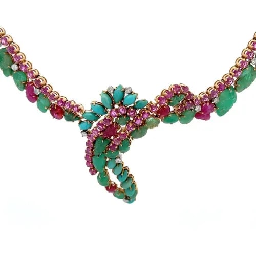 VINTAGE DIAMOND EMERALD & RUBY 18K YELLOW GOLD CENTERPIECE NECKLACE: This is a vintage handmade yellow gold necklace, it has leaf engraved emeralds cabochon marquise turquoise with leaf engraved rubies with round cut prong set rubies. The piece is exquisitely crafted i