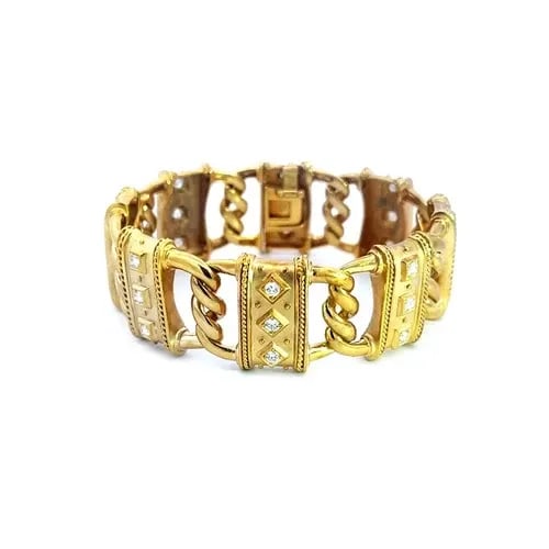 SEIDENGANG DIAMOND GOLD BRACELET 18K YELLOW FANCY SECTION LINKS: SEIDENGANG DIAMOND GOLD BRACELET 18K YELLOW FANCY SECTION LINKS The Seidengang Diamond Gold Bracelet is a luxurious piece of fine jewelry featuring natural white diamonds set in 18k yellow gold. The b