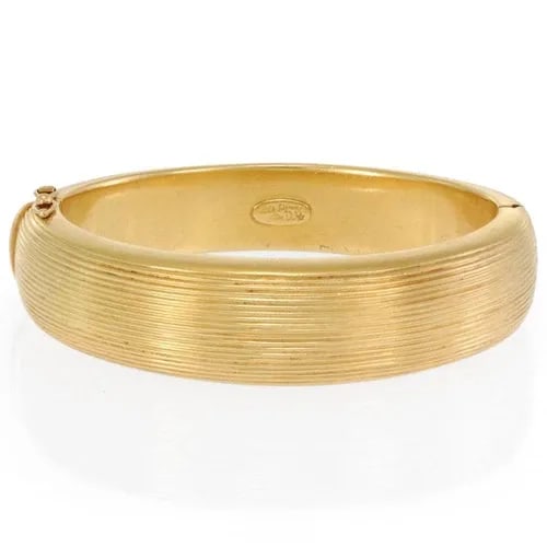 LEO PIZZO 18K YELLOW GOLD 16MM FINE GROOVED WIDE OVAL DOME BANGLE (1 of 2)