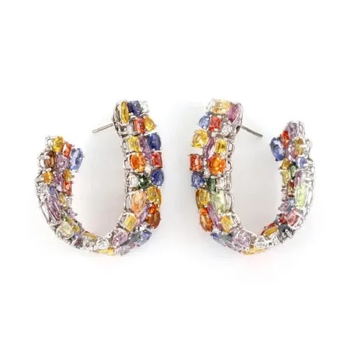 18K WHITE GOLD CARATS MULTI-COLOR SAPPHIRE & DIAMOND LARGE EARRINGS: 18K WHITE GOLD 62 CARATS MULTI-COLOR SAPPHIRE & DIAMOND LARGE EARRINGS 18k White Gold 62 Carats Multi-Color Sapphire & Diamond Large Earrings Description This is a gorgeous eye catching pair of earrin