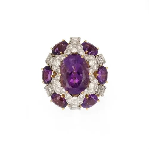 ESTATE 4CT DIAMOND AMETHYST 18K GOLD LARGE COCKTAIL RING SIZE 5.5: ESTATE 4CT DIAMOND AMETHYST 18K GOLD LARGE COCKTAIL RING SIZE 5.5 Estate 4ct Diamond Amethyst 18k Gold Large Cocktail Ring Size 5.5 Description This is a large impressive Estate cocktail ring. Crafted