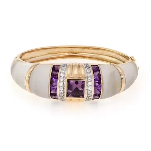 ESTATE 9.55CT DIAMOND AMETHYST FROSTED CRYSTAL 14K YELLOW GOLD DOME BRACELET: ESTATE 9.55CT DIAMOND AMETHYST FROSTED CRYSTAL 14K YELLOW GOLD DOME BRACELET Estate 9.55ct Diamond Amethyst Frosted Crystal 14k Yellow Gold Dome Bracelet Description This is a gorgeous Estate bracelet