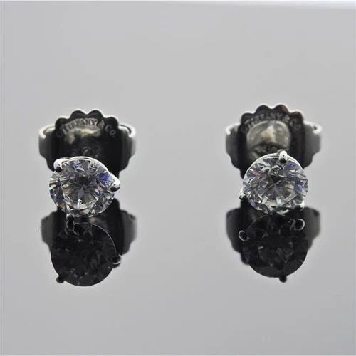 TIFFANY & CO. 2.25 CARAT ROUND BRILLIANT H VS2 DIAMOND PLATINUM STUD EARRING: TIFFANY & CO. 2.25 CARAT ROUND BRILLIANT H VS2 DIAMOND PLATINUM STUD EARRING Title: Tiffany & Co 2.25 Carat Round Brilliant H VS2 Diamond Platinum Stud Earring Style: Stud Metal: Platinum Gemstone 1: 
