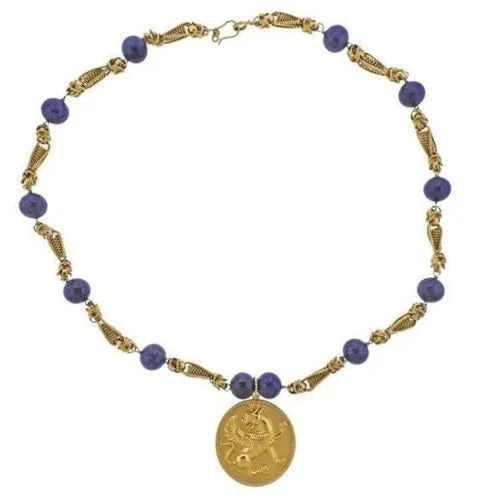 VINTAGE 18 KARAT GOLD LAPIS MEDALLION PENDANT NECKLACE: VINTAGE 18 KARAT GOLD LAPIS MEDALLION PENDANT NECKLACE 18K Title: Vintage 18 Karat Gold Lapis Medallion Pendant Necklace Style: Pendant Metal: 18 Karat Gold Dimension: 20.25inch X 10mm Weight: 66.5 Gr
