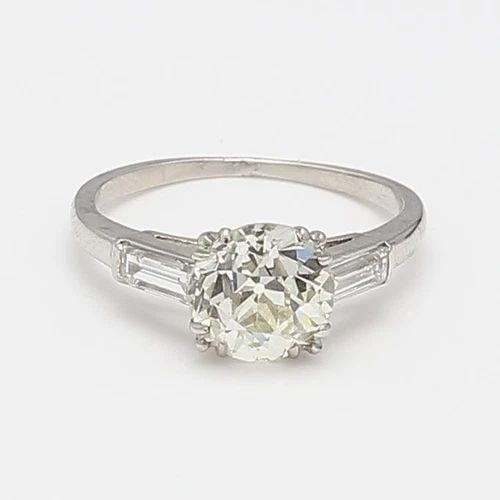 1.90 CARAT OLD EUROPEAN CUT AND BAGUETTE DIAMOND 14K WHITE GOLD ENGAGEMENT RING: 1.90 CARAT OLD EUROPEAN CUT AND BAGUETTE DIAMOND 14K WHITE GOLD ENGAGEMENT RING Title: 1.90 Carat Old European Cut M VS2 and Baguette Shape H SI1 Diamond 14 Karat White Gold Engagement Ring Style: Eng