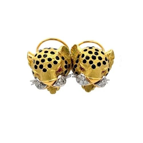 18K TWO TONE GOLD CLIP-ON EARRINGS WITH 0.2CT ROUND I SI DIAMONDS & 0.04CT RUBY: 18K TWO TONE GOLD CLIP-ON EARRINGS WITH 0.2CT ROUND I SI DIAMONDS & 0.04CT RUBY 18K TWO TONE GOLD CLIP-ON EARRINGS WITH 0.2CT ROUND I SI DIAMONDS & 0.04CT RUBY PRODUCT DESCRIPTION Detailed Description