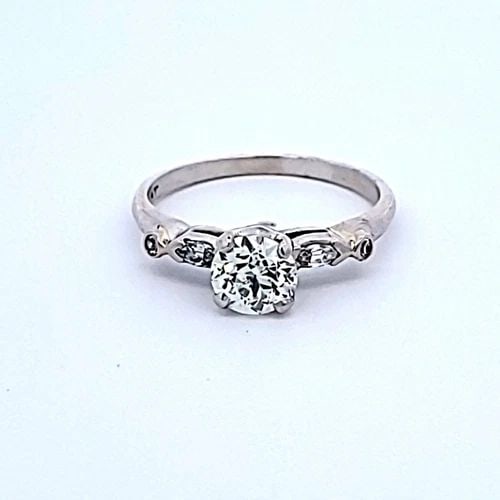 1.16 CARAT CIRCULAR BRILLIANT CUT J VVS2 DIAMOND PLATINUM ENGAGEMENT RING: 1.16 CARAT CIRCULAR BRILLIANT CUT J VVS2 DIAMOND PLATINUM ENGAGEMENT RING Title: 1.16 Carat Circular Brilliant Cut J VVS2 and H VS2 Diamond Platinum Engagement Ring Style: Engagement Metal: Platinum G