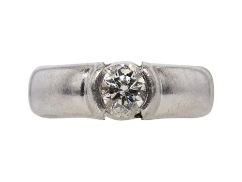 TIFFANY & CO.. 0.85 CARAT ROUND BRILLIANT G-VVS1 DIAMOND PLATINUM RING: TIFFANY & CO.. 0.85 CARAT ROUND BRILLIANT G-VVS1 DIAMOND PLATINUM RING Title: Tiffany and Co 0.85 Carat Round Brilliant G-VVS1 Diamond Platinum Engagement Ring Style: Engagement Metal: Platinum Gemsto