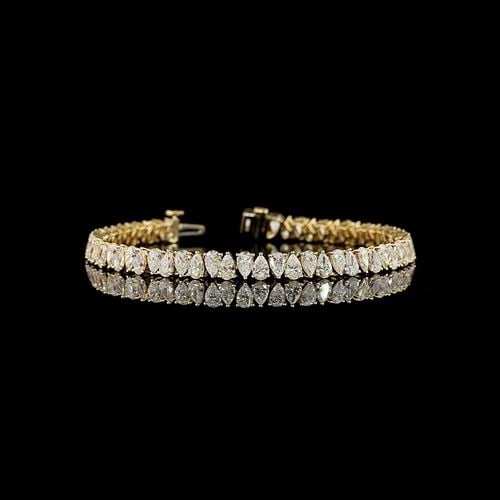 LAB-GROWN 9.15 CARAT PEAR E-F-VS DIAMOND 14K YELLOW GOLD TENNIS BRACELET: LAB-GROWN 9.15 CARAT PEAR E-F-VS DIAMOND 14K YELLOW GOLD TENNIS BRACELET Title: High-quality Brand-New Echo Friendly Elegant Lab-Grown 9.15 Carat Pear E-F-VS Diamond 14K Yellow Gold Tennis Bracelet Vi