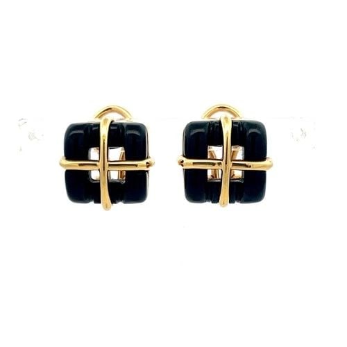 VINTAGE TIFFANY & CO 18K YELLOW GOLD CLIP ON EARRINGS ONYX 10.7 GRAMS: VINTAGE TIFFANY & CO 18K YELLOW GOLD CLIP ON EARRINGS ONYX 10.7 GRAMS VINTAGE TIFFANY & CO 18K YELLOW GOLD CLIP ON EARRINGS ONYX 10.7 GRAMS PRODUCT DESCRIPTION Designer: Tiffany & Co Detailed Descript