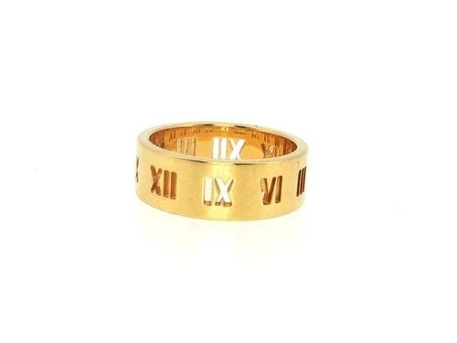 TIFFANY & CO ATLAS VINTAGE 18K YELLOW GOLD BAND RING SIZE 10.5: TIFFANY & CO ATLAS VINTAGE 18K YELLOW GOLD BAND RING SIZE 10.5 TIFFANY & CO ATLAS VINTAGE 18K YELLOW GOLD BAND RING SIZE 10.5 PRODUCT DESCRIPTION Designer: Tiffany & Co Detailed Description: Embrace t