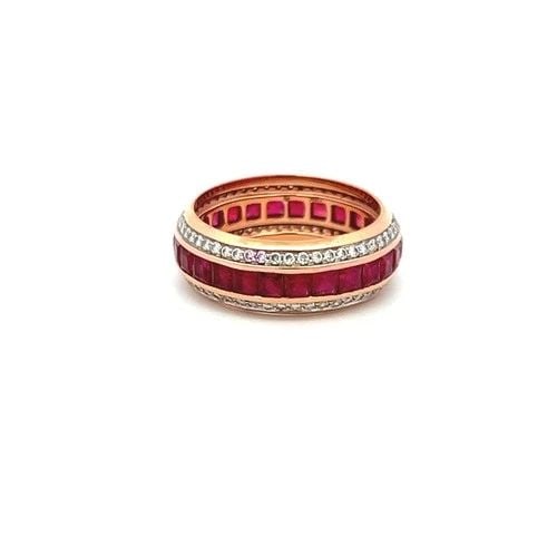 2.60 CARAT RUBY 0.50 CARAT ROUND BRILLIANT DIAMOND 18 KARAT ROSE GOLD BAND RING: 2.60 CARAT RUBY 0.50 CARAT ROUND BRILLIANT DIAMOND 18 KARAT ROSE GOLD BAND RING PRODUCT DESCRIPTION Title: 2.60 Carat Princess Cut Ruby 0.50 Carat Round Brilliant H VS Diamond 18 Karat Rose Gold Band 