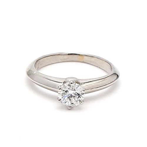 TIFFANY & CO.. 0.47 CARAT F-VVS2 DIAMOND PLATINUM ENGAGEMENT RING: TIFFANY & CO.. 0.47 CARAT F-VVS2 DIAMOND PLATINUM ENGAGEMENT RING Tiffany & Co. Tiffany & Co.. 0.47 Carat F-VVS2 Diamond Platinum Engagement Ring Details Department Unisex Adults Main Stone Diamond Me