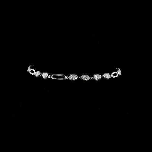 LAB-GROWN 2.99 CARAT PEAR E-F-VS1 DIAMOND 14K WHITE GOLD STATION BRACELET: LAB-GROWN 2.99 CARAT PEAR E-F-VS1 DIAMOND 14K WHITE GOLD STATION BRACELET Title: High-quality Brand-New Echo Friendly Elegant Lab-Grown 2.99 Carat Pear E-F-VS1 Diamond 14K White Gold Station Bracelet 