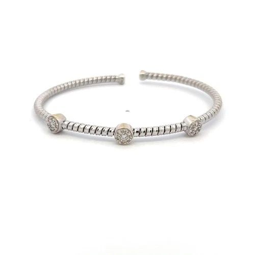 0.15 CARAT ROUND BRILLIANT G SI1 DIAMOND 18 KARAT WHITE GOLD CUFF BRACELET: 0.15 CARAT ROUND BRILLIANT G SI1 DIAMOND 18K WHITE GOLD CUFF BRACELET 0.15 Carat Round Brilliant G SI1 Diamond 18 Karat White Gold Cuff Bracelet 18k Details Department Unisex Adults Main Stone Diamond