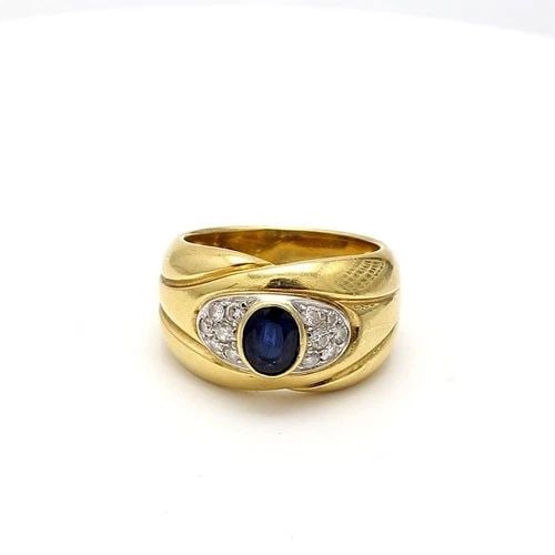 18K YG COCKTAIL RING WITH 0.3CT ROUND H VS1 DIAMONDS & 0.8CT SAPPHIRE SIZE 7.25: 18K YG COCKTAIL RING WITH 0.3CT ROUND H VS1 DIAMONDS & 0.8CT SAPPHIRE SIZE 7.25 18K YG COCKTAIL RING WITH 0.3CT ROUND H VS1 DIAMONDS & 0.8CT SAPPHIRE SIZE 7.25 PRODUCT DESCRIPTION Video: Video Link De