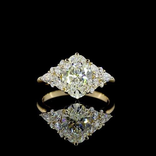 LAB-GROWN 4.04 CARAT ROUND E-F-VVS2 DIAMOND 14K YELLOW GOLD HANGING EARRINGS: LAB-GROWN 4.04 CARAT ROUND E-F-VVS2 DIAMOND 14K YELLOW GOLD HANGING EARRINGS Title: High-quality Brand-New Echo Friendly Elegant Lab-Grown 4.04 Carat Round E-F-VVS2 Diamond 14K Yellow Gold Hanging Ear