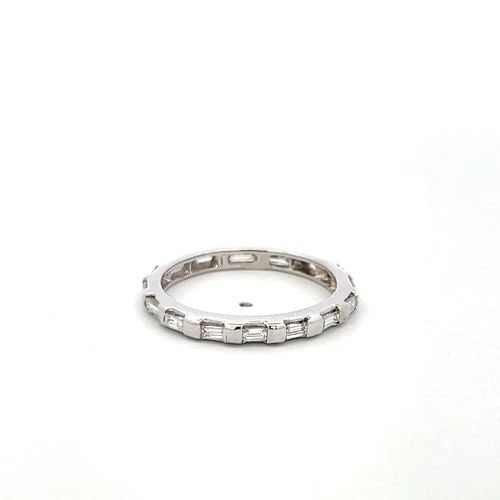GUCCI VINTAGE 9.50 GRAMS 18 KARAT YELLOW GOLD BANGLE BRACELET (1 of 2)