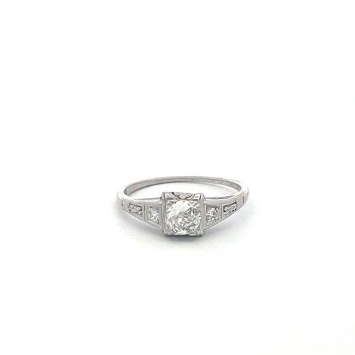 LAB-GROWN 1.43 CARAT RADIANT D-VVS2 DIAMOND 14K YELLOW GOLD HIDDEN HALO RING: LAB-GROWN 1.43 CARAT RADIANT D-VVS2 DIAMOND 14K YELLOW GOLD HIDDEN HALO RING Title: High-quality Brand-New Echo Friendly Elegant Lab-Grown 1.43 Carat Radiant D-VVS2 Diamond 14K Yellow Gold Hidden Halo