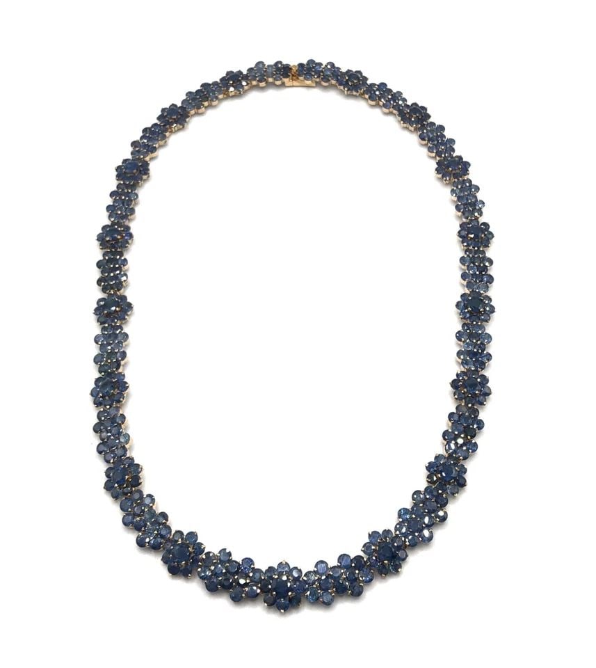 14K YELLOW GOLD NECKLACE WITH 19CTS OF NATURAL SAPPHIRES ( 18" ) 42.7 GRAMS: 14K YELLOW GOLD NECKLACE WITH 19CTS OF NATURAL SAPPHIRES 18" 42.7 GRAMS 14k Yellow Gold Necklace with 19cts of Sapphires set all around You are bidding on a 14k Yellow Gold Necklace with 19cts of Blue
