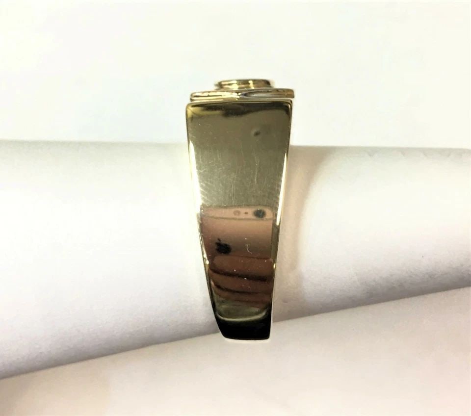 MEN'S 14K YELLOW GOLD 1.2CT TANZANITE, 0.75CTW DIAMOND RING (SIZE 11) 15.6 GRAM: MEN'S 14K YELLOW GOLD TANZANITE AND DIAMOND RING (SIZE: 11) Men's 14k Yellow Gold Tanzanite and Diamond Ring You are bidding on a Men's 14k Yellow Gold Tanzanite and Diamond Ring. The ring has been fu