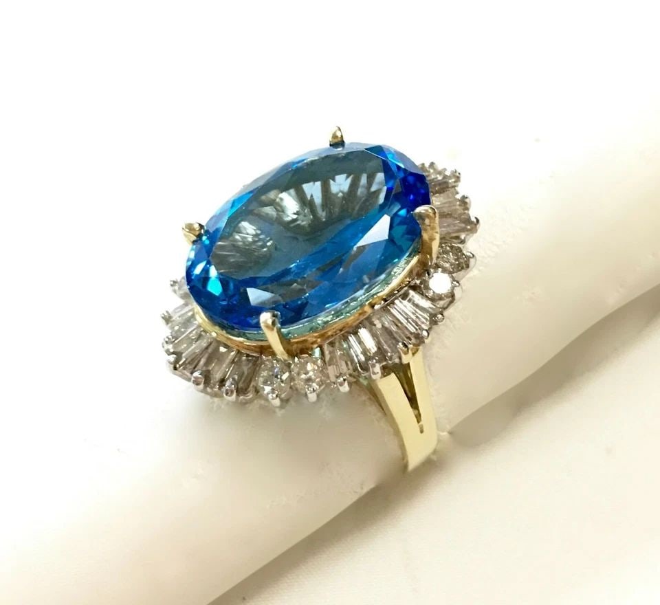 14K GOLD RING, 17CT BLUE TOPAZ, 1.5CTS NATURAL DIAMONDS (SIZE 6) 10.7 GRAM (1 of 2)