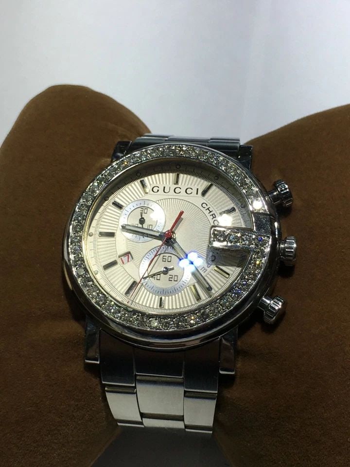 GUCCI 2CT DIAMOND BEZEL STAINLESS STEEL G WATCH YA101339: GUCCI DIAMOND BEZEL STAINLESS STEEL G WATCH YA101339 GUCCI DIAMOND BEZEL STAINLESS STEEL G WATCH YA101339 You are bidding on a GUCCI DIAMOND BEZEL STAINLESS STEEL G WATCH YA101339. Watch has marks and