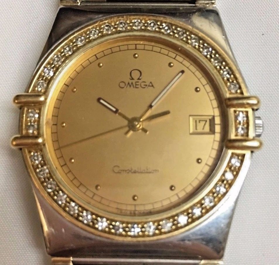 WOMEN'S OMEGA CONSTELLATION 1448 DIAMOND BEZEL, S. STEEL AND 18K GOLD 34MM: WOMEN'S OMEGA CONSTELLATION 1448 DIAMOND BEZEL WITH 18K GOLD/SS Women's Omega 1448 Diamond Bezel with 18k gold/ss You are bidding on a pre-owned Women's Omega 1448 watch. The watch is in excellent wor