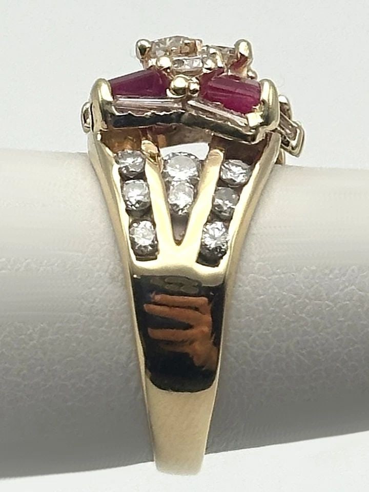 14K GOLD RING, 1.00CT NATURAL RUBIES, 1.10CTS OF DIAMONDS ( SIZE: 5.75 ) 5.6G (1 of 2)