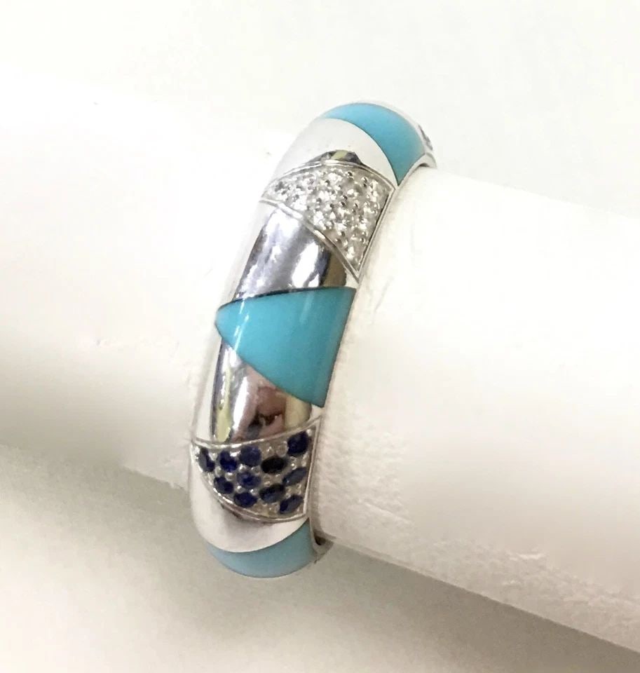 18K WHITE GOLD RING, DIAMONDS, SAPPHIRES, TURQUOISE INLAY ( SIZE: 8 ) 8.8G: 18K WHITE GOLD RING WITH DIAMONDS SAPPHIRES AND TURQUOISE INLAY 18k White Gold Ring with Diamonds Sapphires and Turquoise Inlay You are bidding on a 18k White Gold Ring with Diamonds Sapphires and Tur