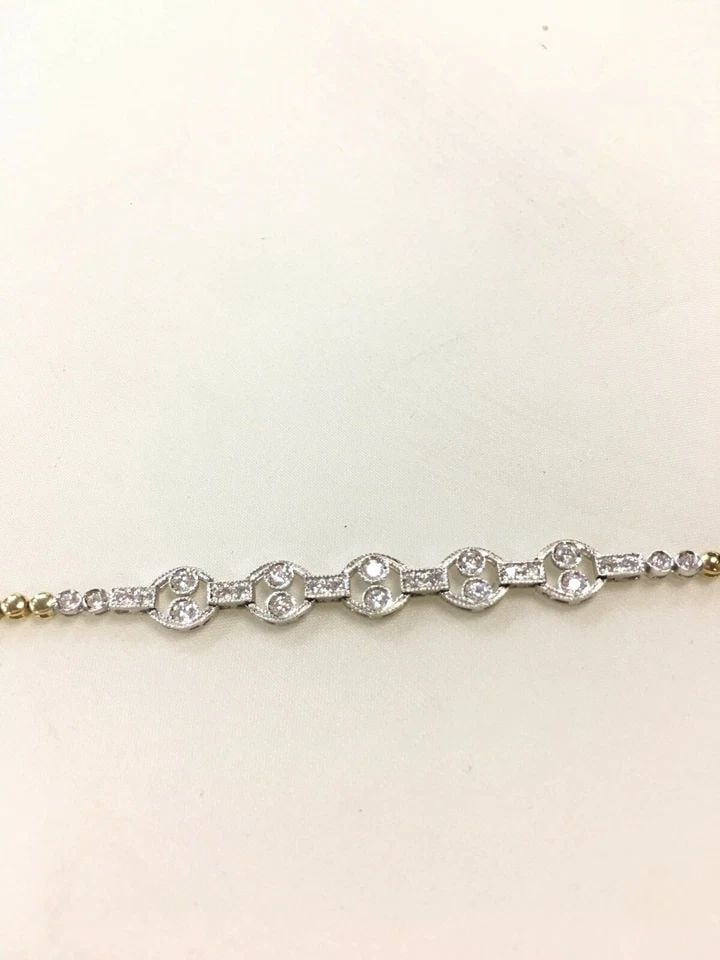 14K YELLOW GOLD BRACELET WITH 0.75CTS NATURAL DIAMONDS ( 7.5 INCH ) 7.5 GRAMS: 14K YELLOW GOLD BRACELET WITH DIAMONDS 14k yellow gold Bracelet with Diamonds You are bidding on a 14k yellow gold Bracelet with Diamonds. The bracelet is in excellent condition. See pictures for deta