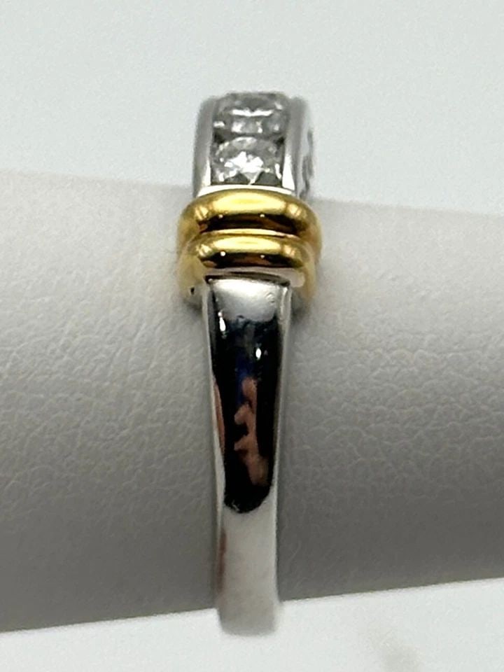 14K TWO TONE GOLD RING/BAND WITH 5 NATURAL DIAMONDS 1.00CTW (SIZE: 7) 4.1 GRAMS (1 of 2)