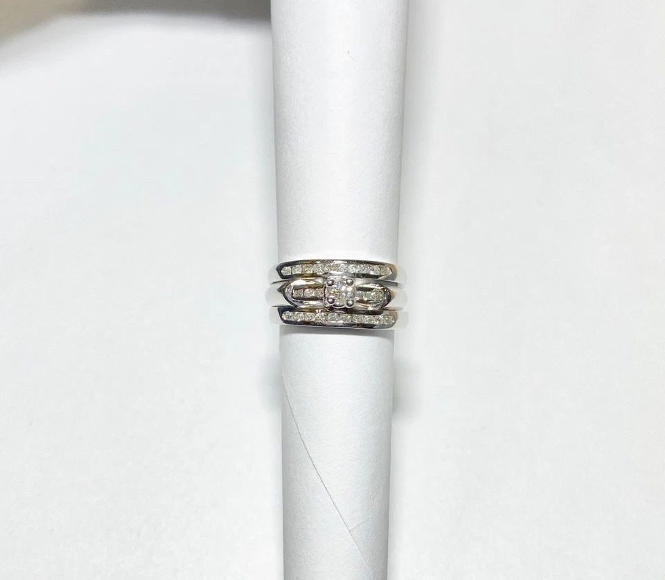 NEW WOMEN'S 14K WHITE GOLD RING WITH 0.53CTS NATURAL DIAMONDS (SIZE 5) 6.5 GRAMS: WOMEN'S 14K WHITE GOLD RING WITH 0.53CTS DIAMONDS (SIZE 5) Women's 14k White Gold Ring with 0.53CTS Diamonds (Size 5) You are bidding on a new with tags Women's 14k White Gold Ring with 0.53CTS Diamon