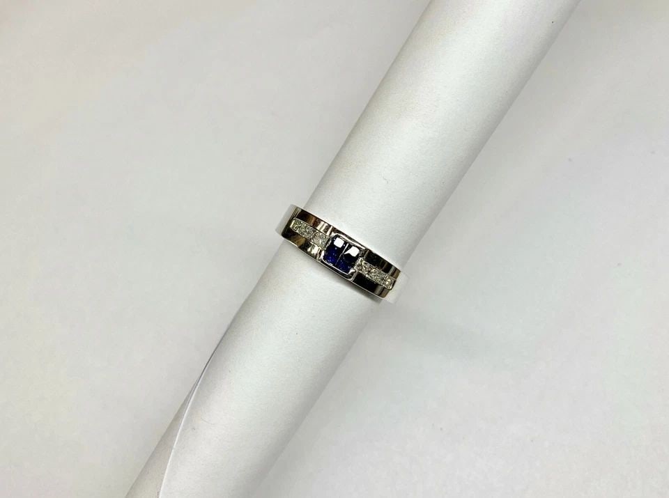 14K WHITE GOLD BAND WITH NATURAL SAPPHIRES AND 0.38CTW DIAMONDS (SIZE 9.5) 5.7G (1 of 2)