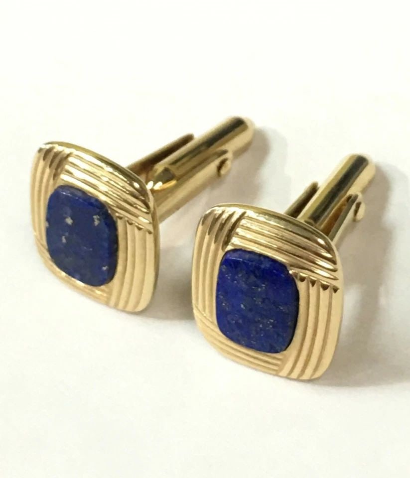 14K YELLOW GOLD, DOLAN BULLOCK CUFFLINKS WITH NATURAL BLUE LAPIS 8.1G: DOLAN BULLOCK 14K GOLD BLUE LAPIS CUFFLINKS Dolan Bullock 14k Gold Blue Lapis Cufflinks You are bidding on a Dolan Bullock 14k Gold Blue Lapis Cufflinks. The set of Cufflinks have marks and scratches 