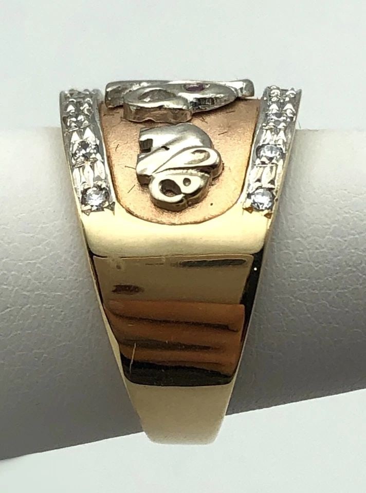 14K TRI-TONED GOLD RING WITH ELEPHANTS , CUBIC ZIRCONIA STONES ( SIZE: 8 ) 7.6G (1 of 2)