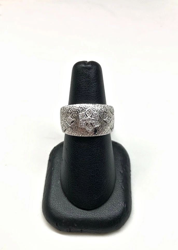 NEW WOMEN'S 14K WHITE GOLD SNOWFLAKE RING WITH 0.10CTW DIAMONDS 7.9 GRAMS (1 of 2)