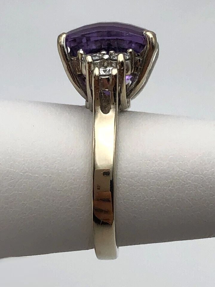 14K WHITE GOLD RING SET WITH 7CT AMETHYST AND 0.50CTS OF DIAMONDS SIZE: 6.75 (1 of 2)
