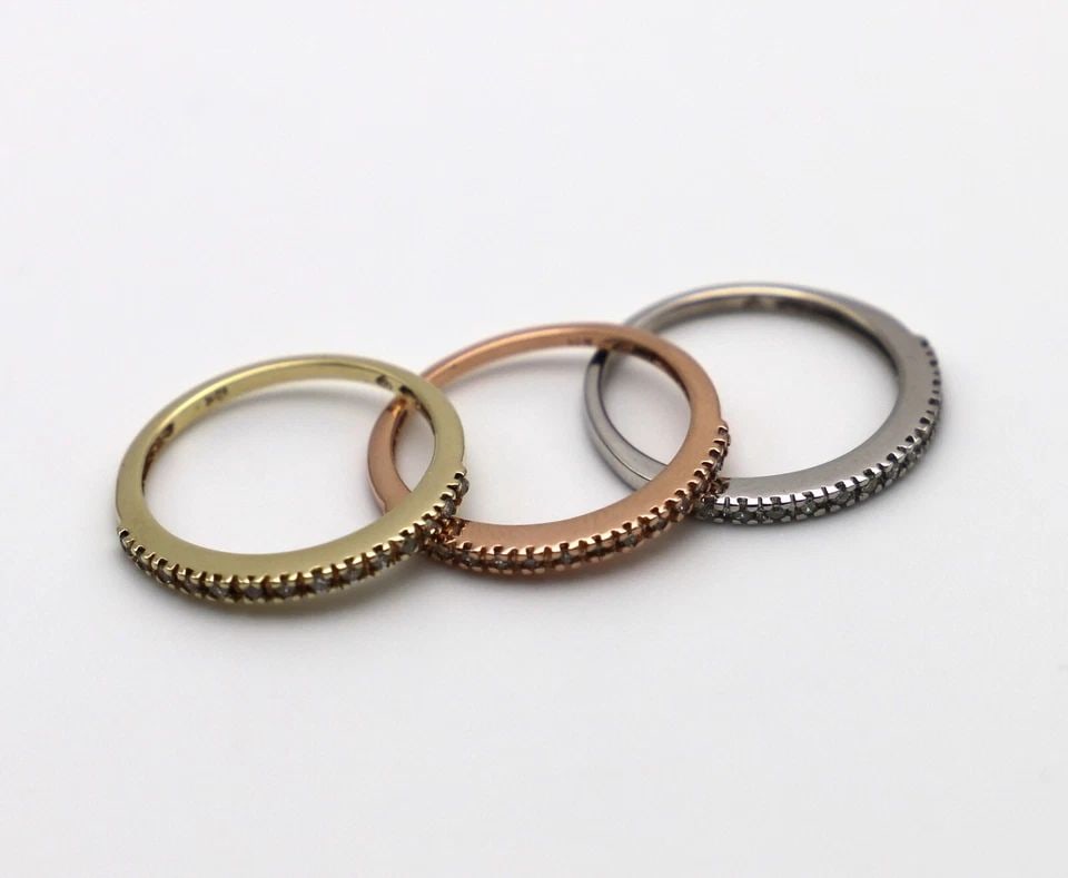 10K WHITE, YELLOW, ROSE GOLD 3 RING SET WITH DIAMONDS ( SIZE: 7 ) 4.2G: 10K WHITE, YELLOW, ROSE GOLD 3 RING SET WITH DIAMONDS (SIZE: 7) 10k White, Yellow, Rose Gold 3 Ring Set with Diamonds You are bidding on a 10k White, Yellow, Rose Gold 3 Ring Set with Diamonds. The ri