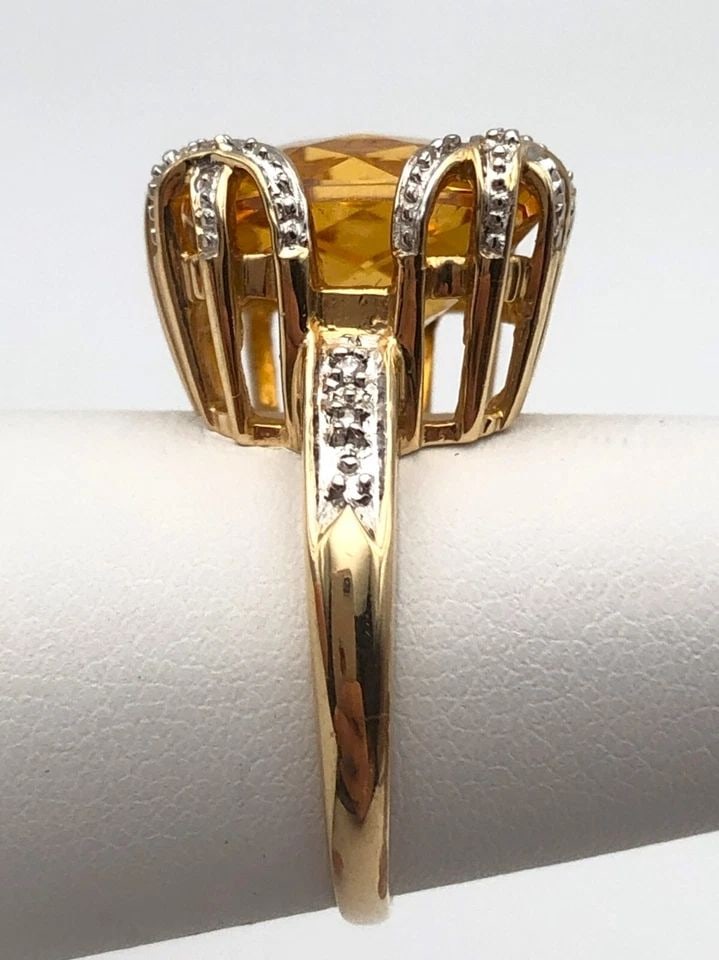 14K GOLD RING WITH 13MM CITRINE AND 0.04CTW DIAMONDS (SIZE 5.75) 6.1G (1 of 2)