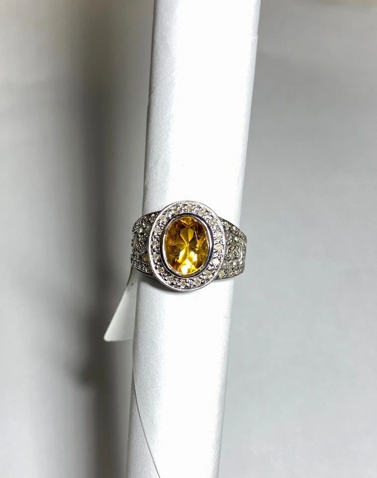 14K WHITE GOLD RING WITH CITRINE AND 0.35CTS DIAMONDS (SIZE 7.25) 6.6G (1 of 2)