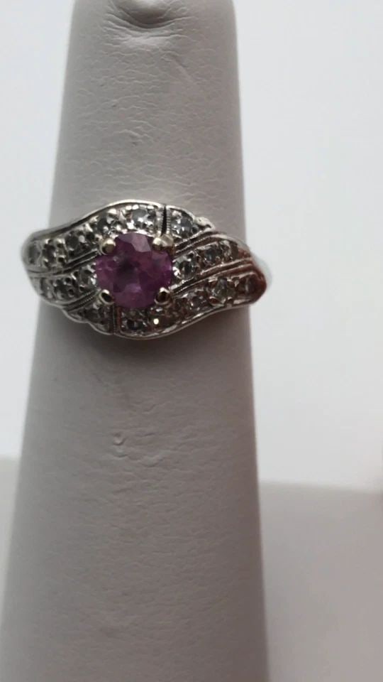 PLATINUM RING WITH NATURAL PINK SAPPHIRE AND 0.33CTS DIAMONDS (SIZE 4.5) 4.8G (1 of 2)
