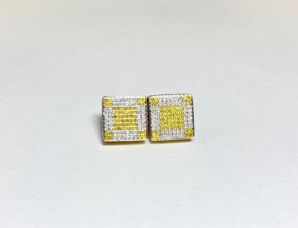 10K WHITE GOLD CUBE EARRINGS WITH 1.50CTS OF WHITE & YELLOW DIAMONDS 4.5G: 10K WHITE GOLD SQUARE CUBE EARRINGS WITH 1.50CTS WHITE AND YELLOW DIAMONDS 10k White Gold Square Cube Earrings with 1.50CTS White and Yellow Diamonds You are bidding on a pre-owned 10k White Gold Squa