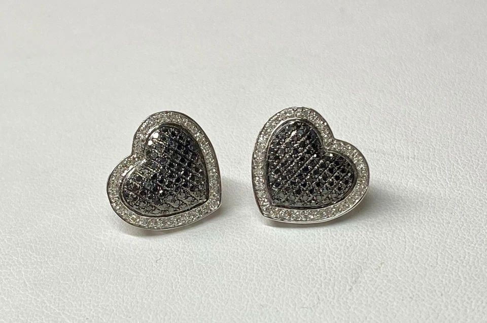 NEW 10K WHITE GOLD HEART EARRINGS WITH 1.10CTW BLACK/WHITE DIAMONDS 4.3 GRAM (1 of 2)