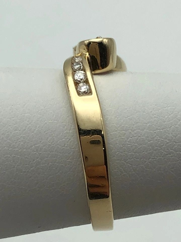 14K GOLD BOW SHAPED HEAD RING SET WITH SAPPHIRE, RUBY AND 0.12CTW DIAMONDS 3.3G (1 of 2)