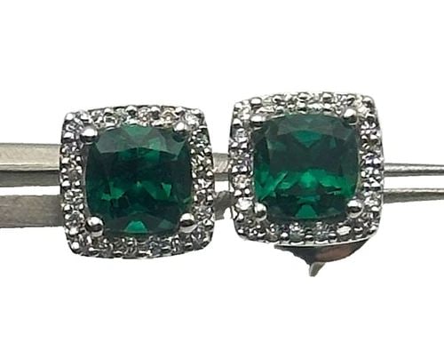 14K WHITE GOLD EARRINGS, LAB CREATED EMERALDS, 0.13CTW NATURAL DIAMONDS ( 2.5G ): 14K WHITE GOLD EARRINGS WITH EMERALDS (LAB CREATED) AND 0.13CTS DIAMONDS 14k White Gold Earrings with Emeralds (Lab Created) and 0.13CTS Diamonds You are bidding on a pre-owned 14k White Gold Earrings