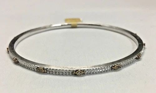 GABRIEL & CO BANGLE 925 SILVER & 18K GOLD WITH 14 DIAMONDS (6 INCH) 15.6 GRAMS: GABRIEL & CO BANGLE 925 STERLING SILVER 18K GOLD WITH 14 DIAMONDS Gabriel & Co bangle 18k gold 925 sterling silver with 14 Diamonds You are bidding on a Gabriel & Co bangle 18k gold 925 sterling silve